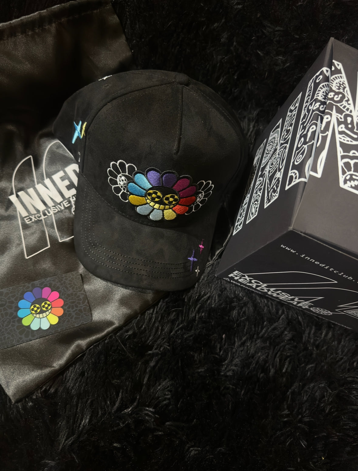 Innedit muratravis flower